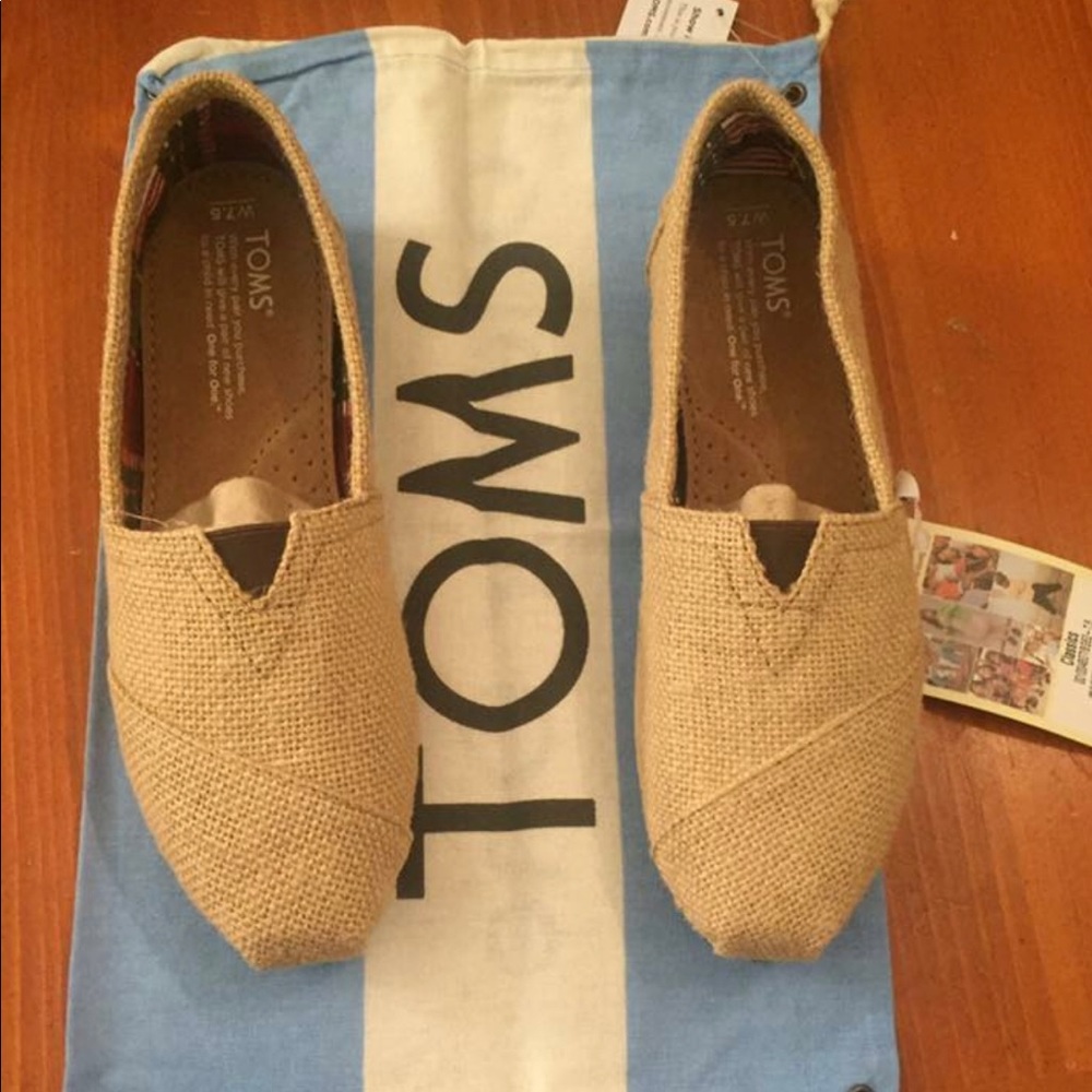 NWT! Burlap Toms